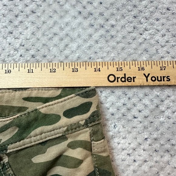 Imperial Star Shorts Girls Size 14 Green Khaki Camo Stretch Cut Off Flat Front - Picture 9 of 12